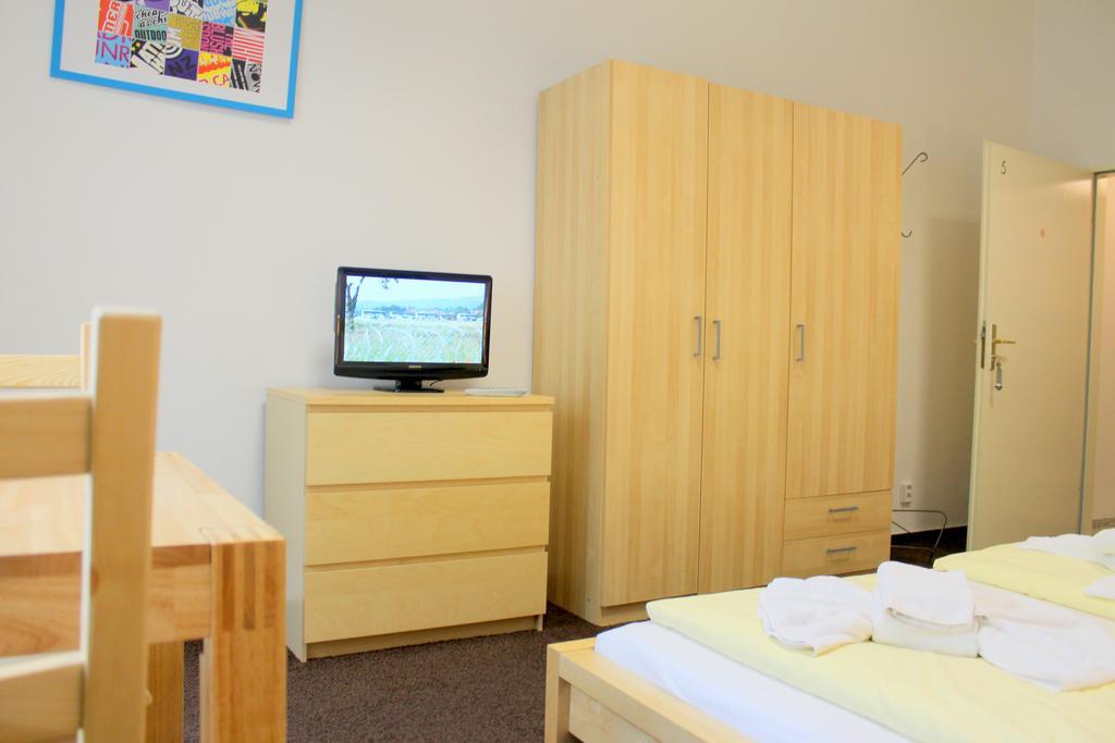 Pension Central Hostel Berlin — Photos 3